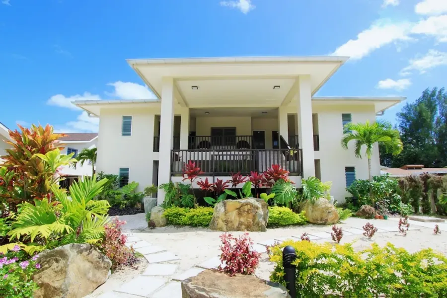 Moana Sands Beachfront Villas