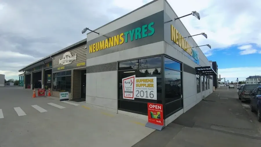 Neumanns Tyres