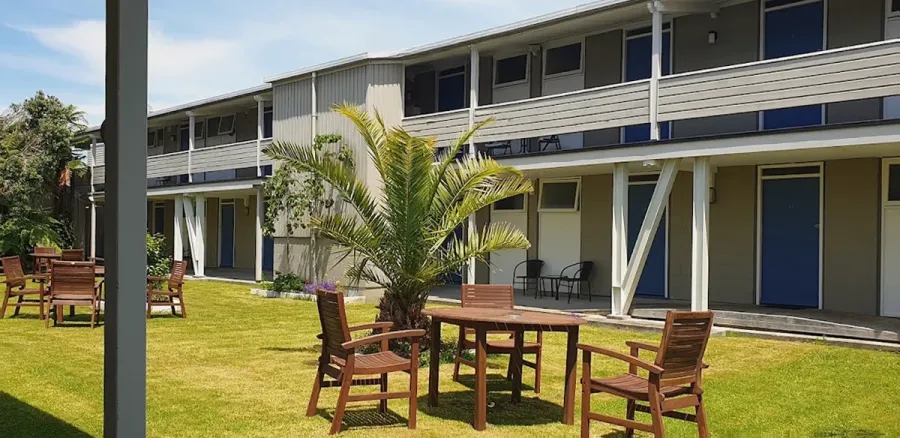 Westport Motor Hotel