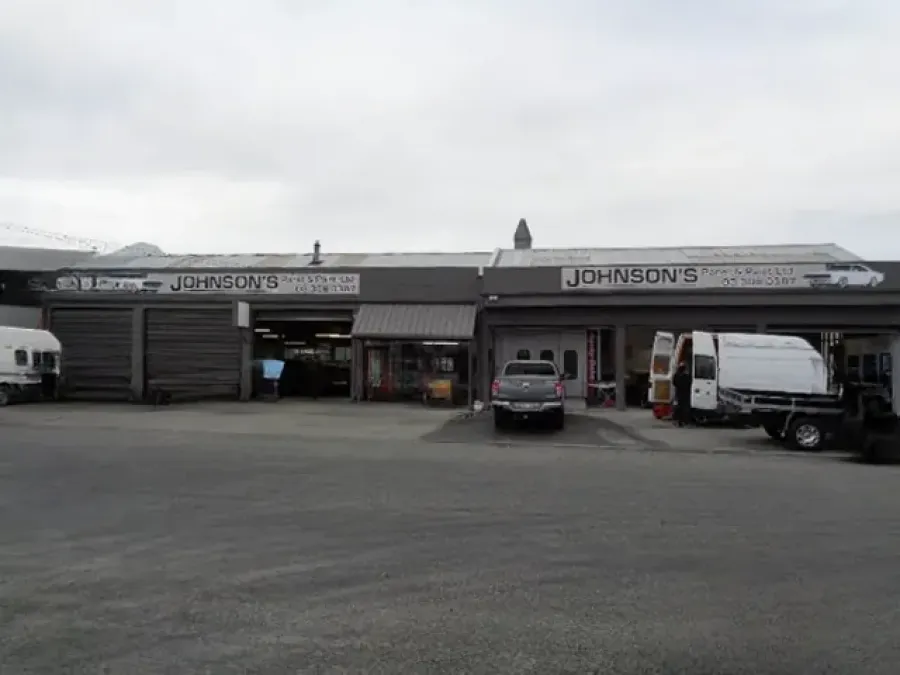 Johnson's Panel & Paint Ltd