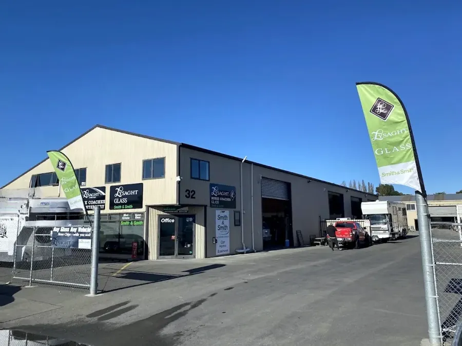 Smith&Smith® Authorised Dealer