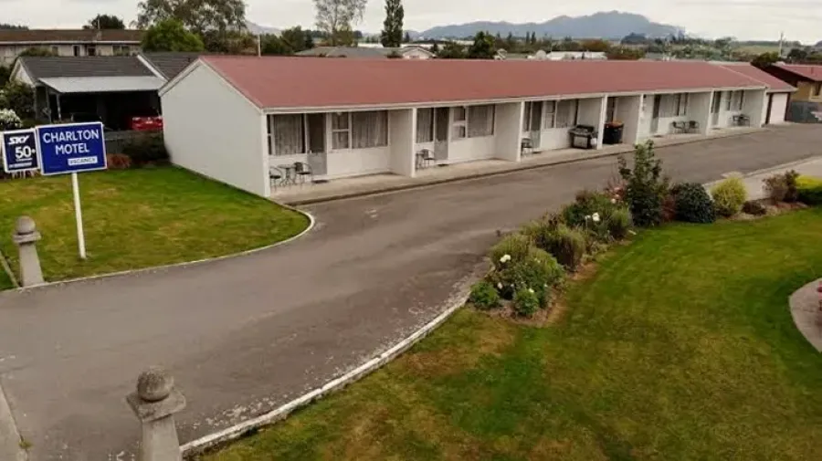 Charlton Motels