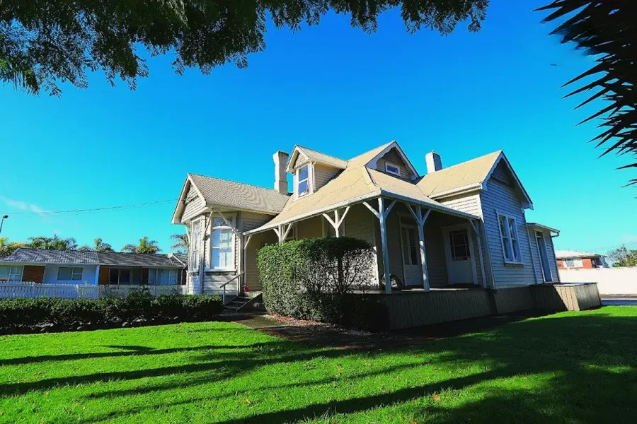 Regent Residential Villa (BNB)