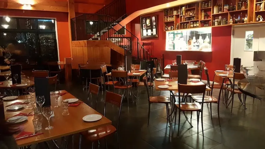 Volare Italian Restaurant and Pizzeria