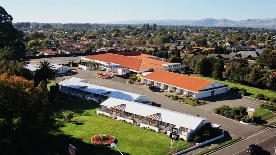 The Redwood Hotel