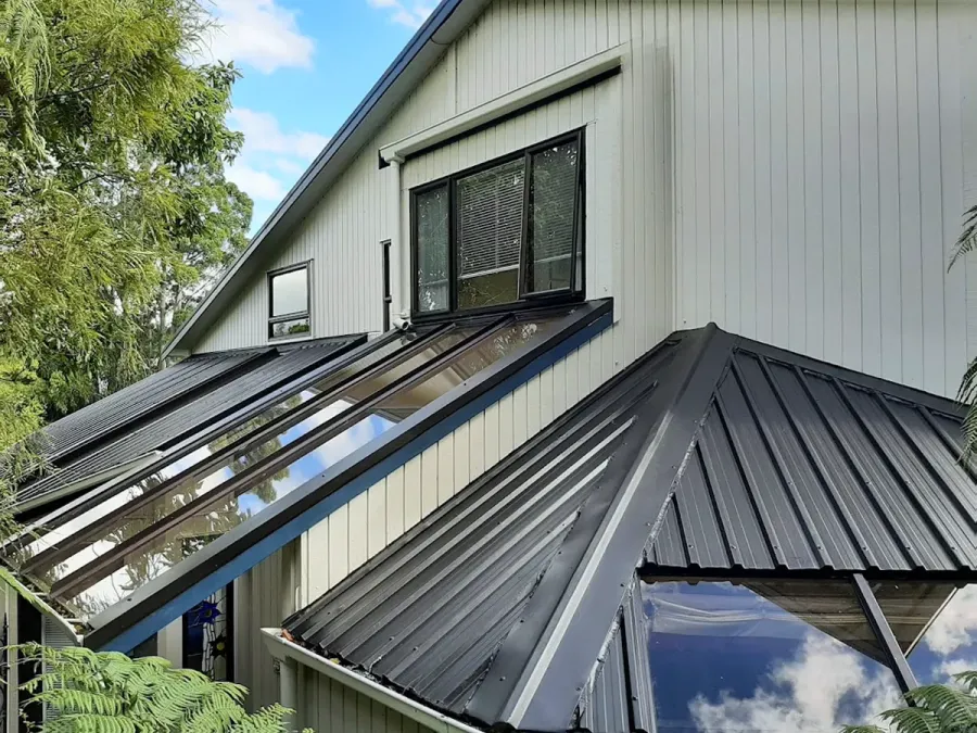 Roof Painting Palmerston North Pros