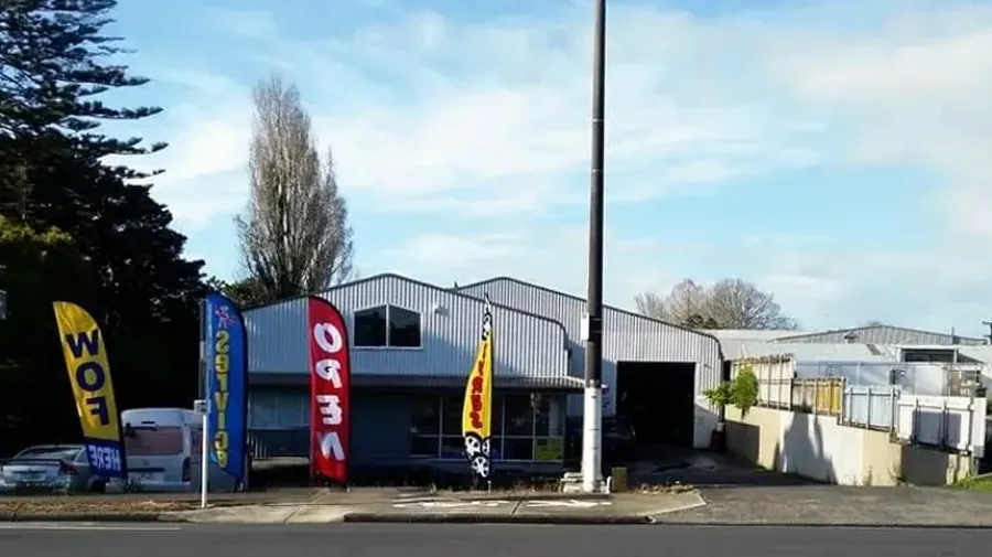 Mac's Auto Clinic & Tyre Services