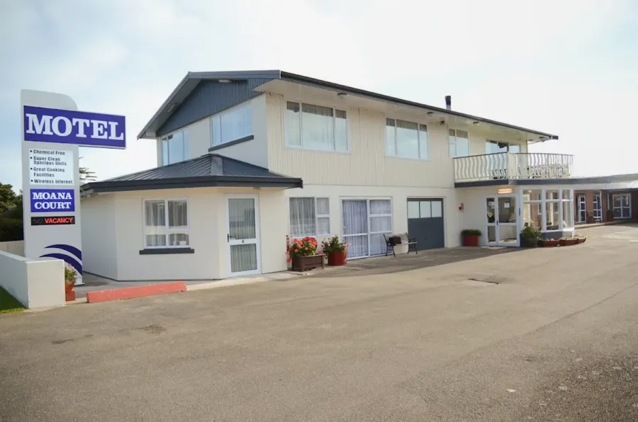 554 Moana Court Motel