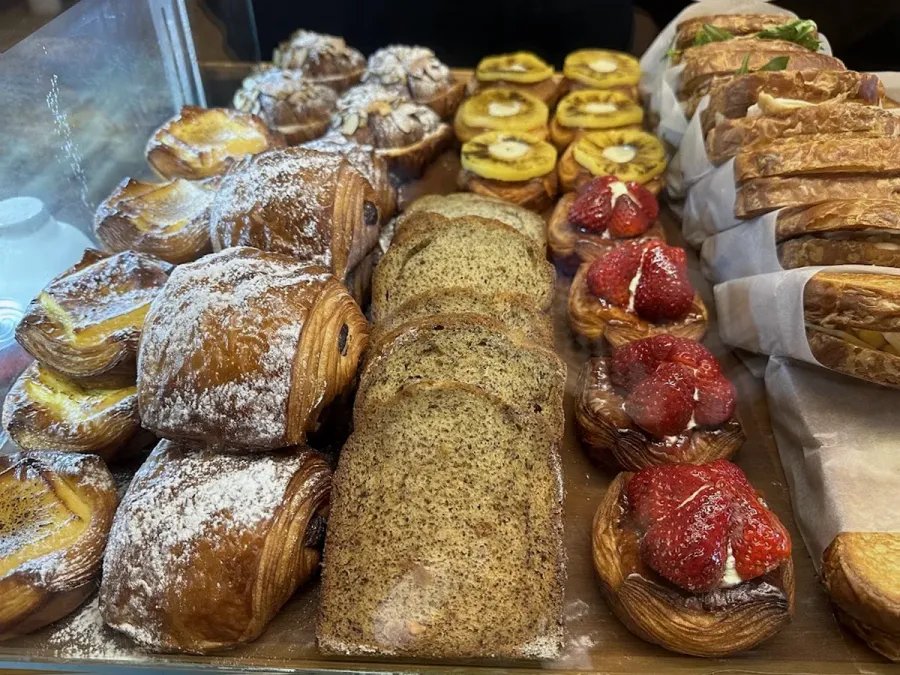 Autumn Bakery Cafe