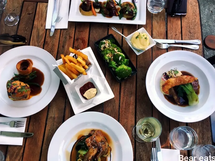 No.31 Restaurant and Bar