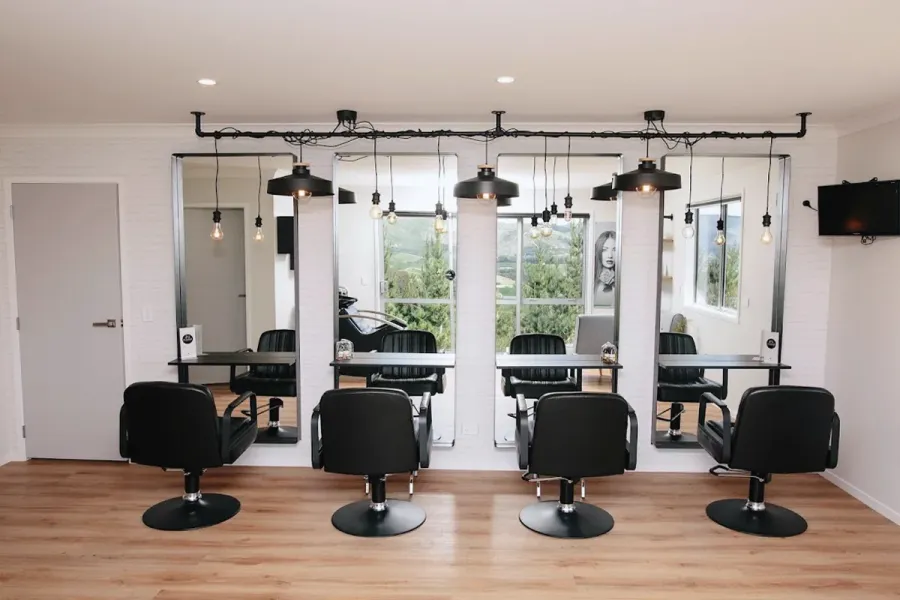 Le Garage Hairdressing