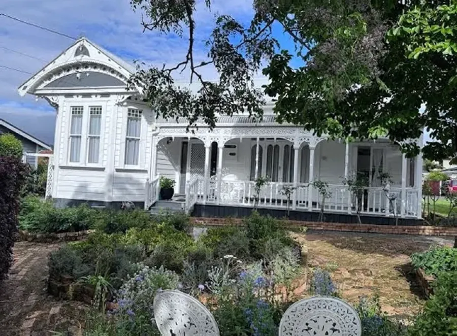 Chelsea House Bed & Breakfast