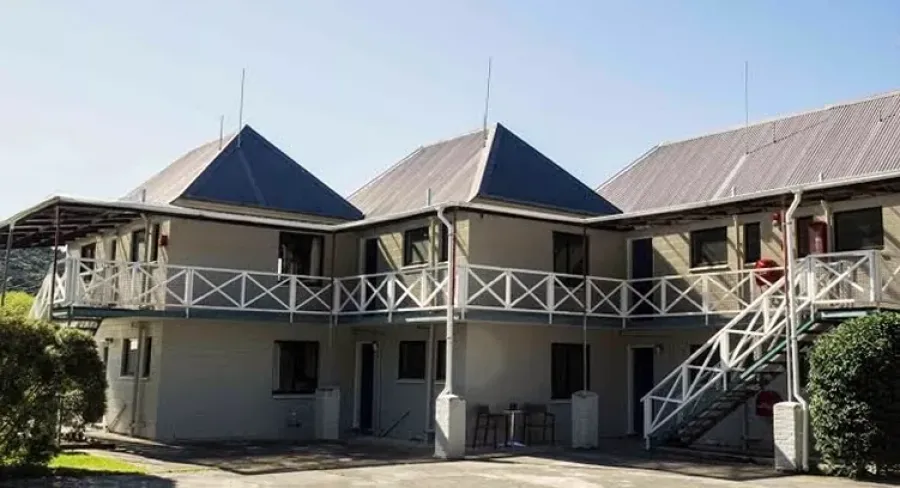 Duvauchelle Seaside Motel