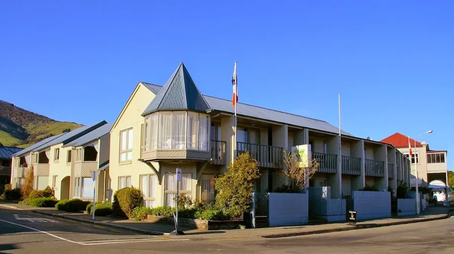 Akaroa Village Inn