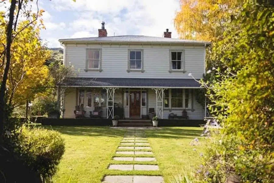 Coombe Farm