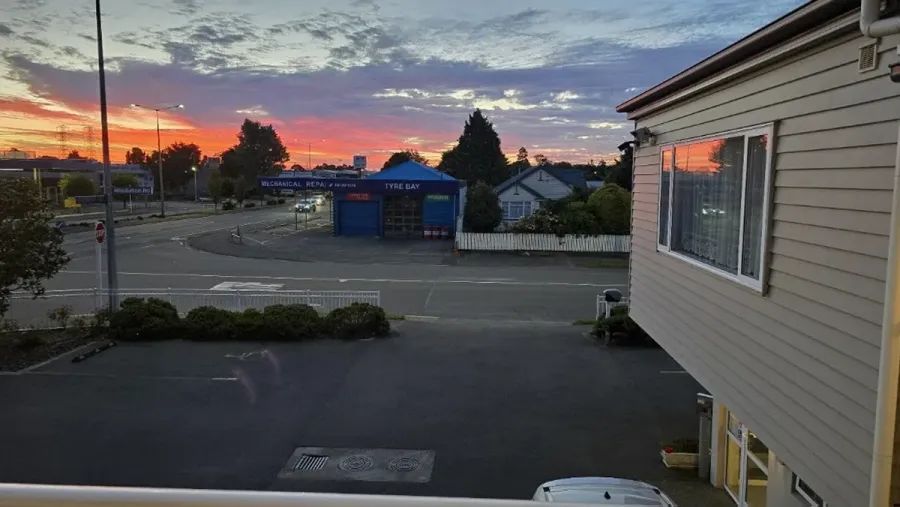 45 on Avenal Motel