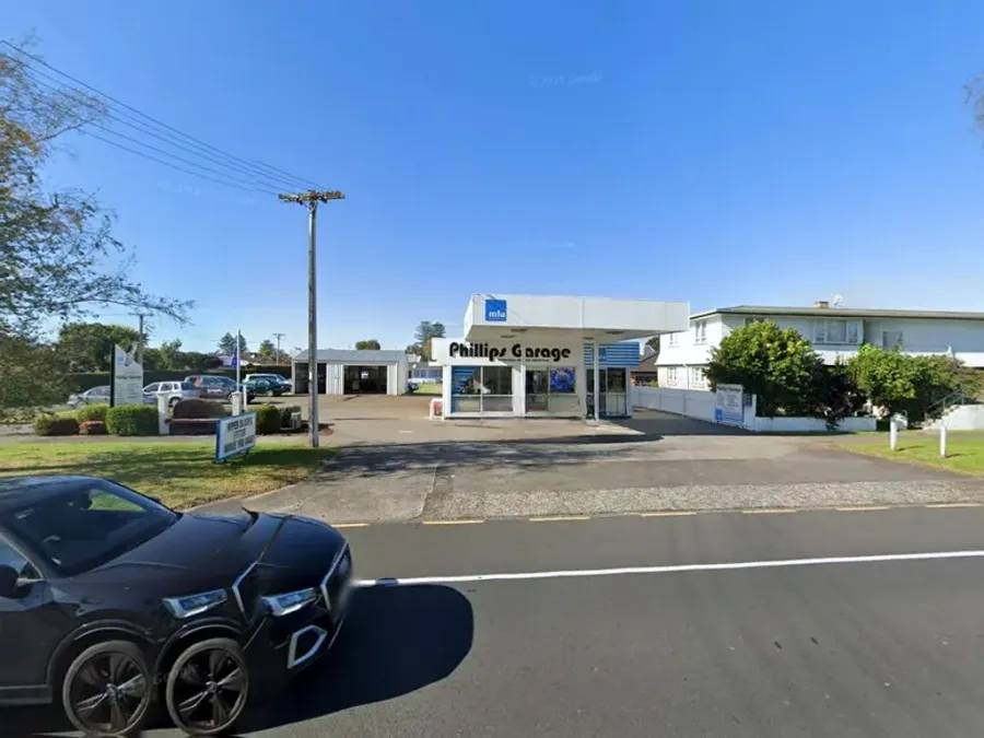 Phillips Garage
