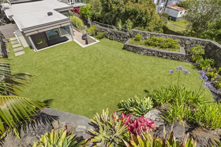 Eco Lawn (Artificial Grass ShowHome)