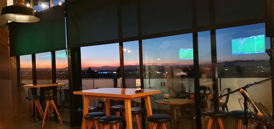 The Lookout Bar and Kitchen