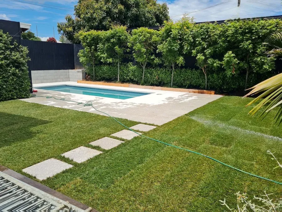 Parrot Landscaping