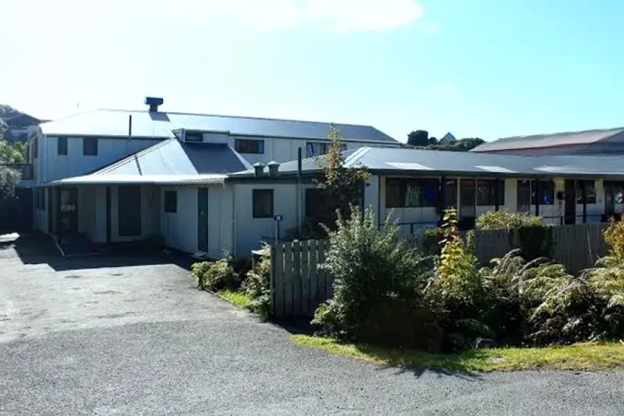 Stewart Island Backpackers