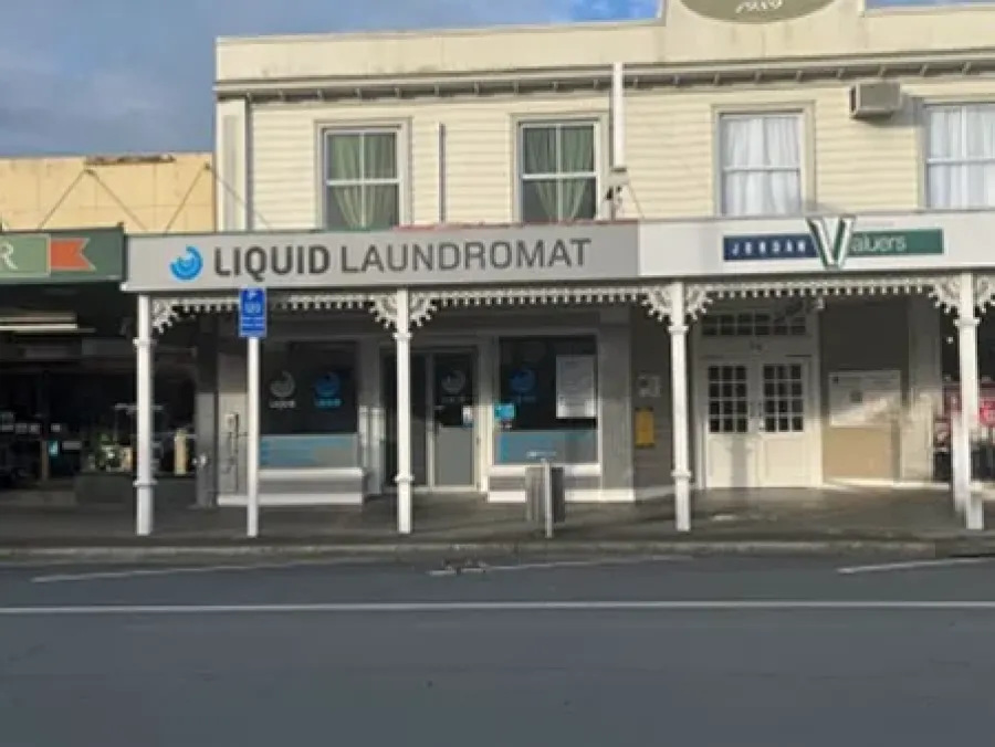 Liquid Laundromats Thames