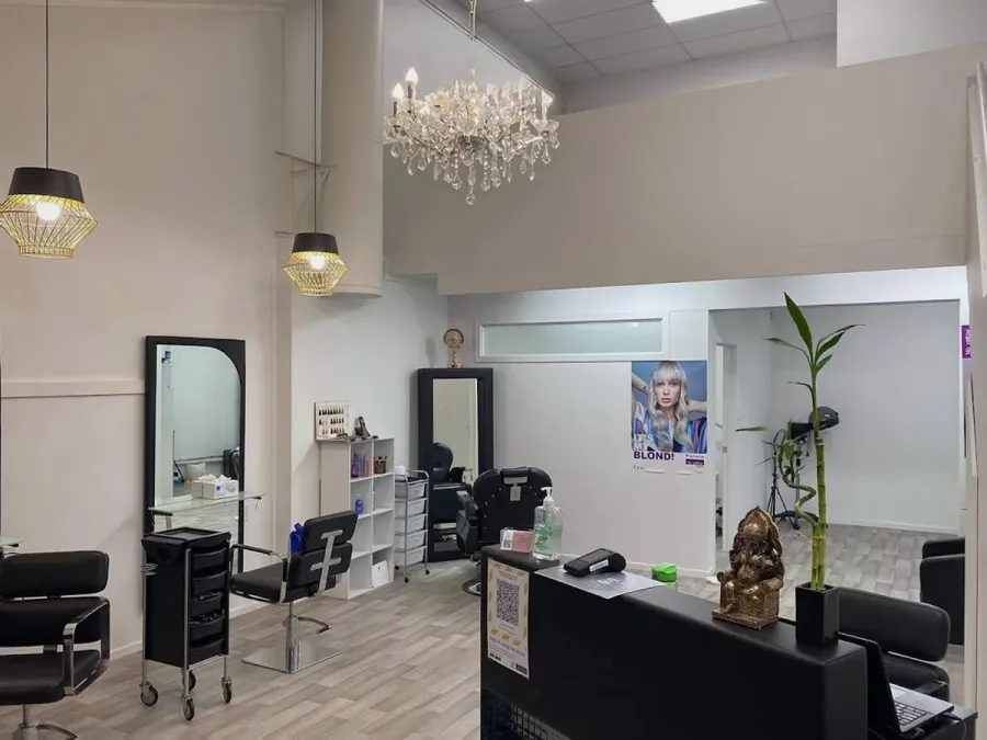 Priya's Hair & Beauty Salon