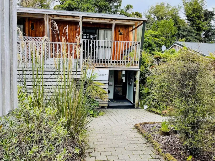Kaka Retreat