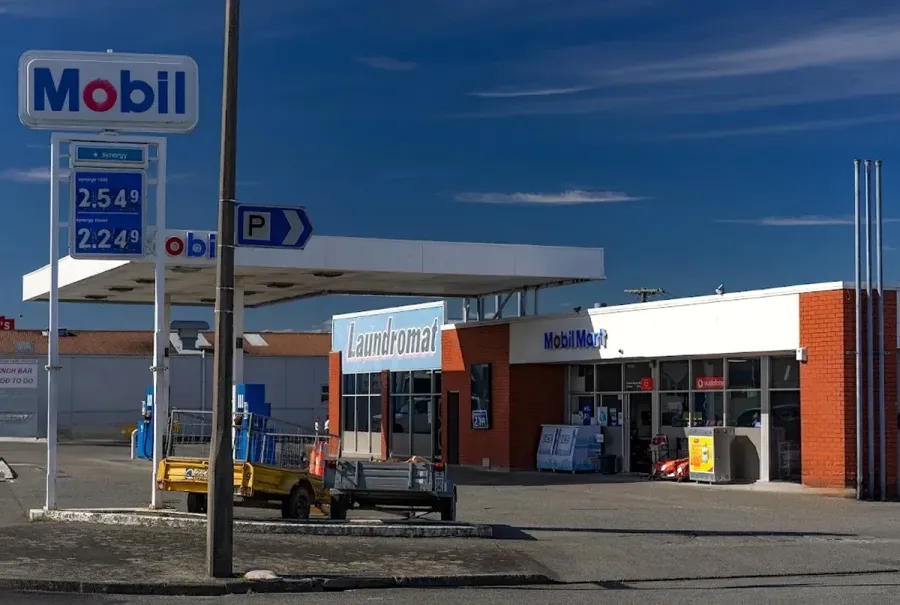 KURIPUNI SERVICE STATION