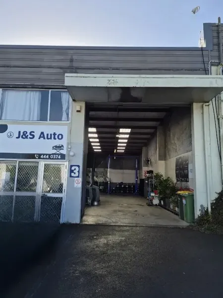 J&S Auto