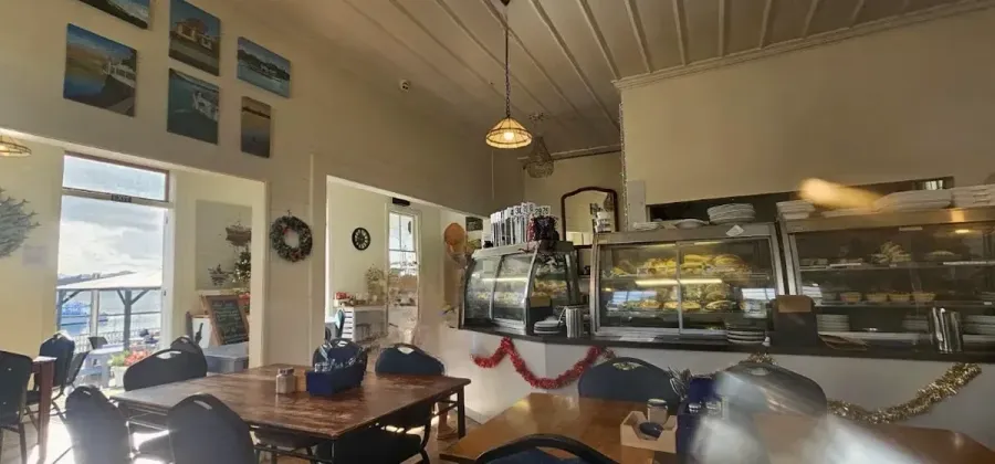 Remarkable Cafe