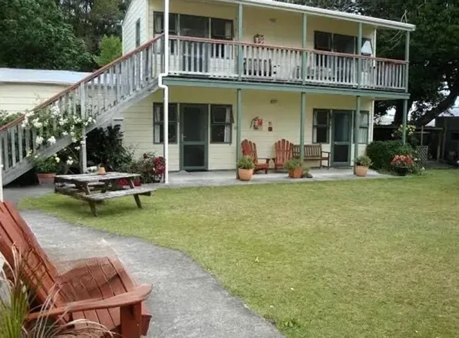Tamara Backpackers Lodge - BBH