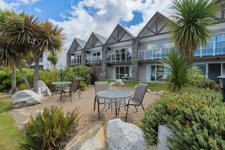 Fiordland Lakeview Motel and Apartments