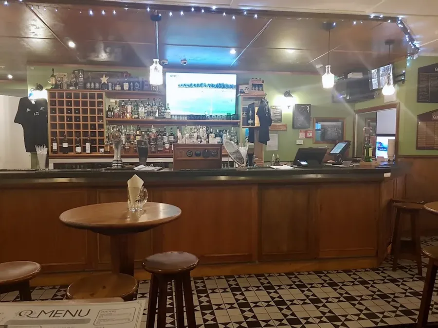 Jacz Sports Bar (Formerly THE QUADRANT )