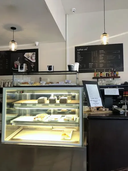 Kaffee Eis Cuba Street