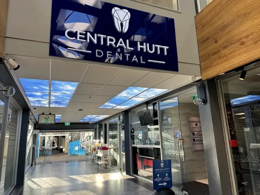 Hutt Dental Implant Centre