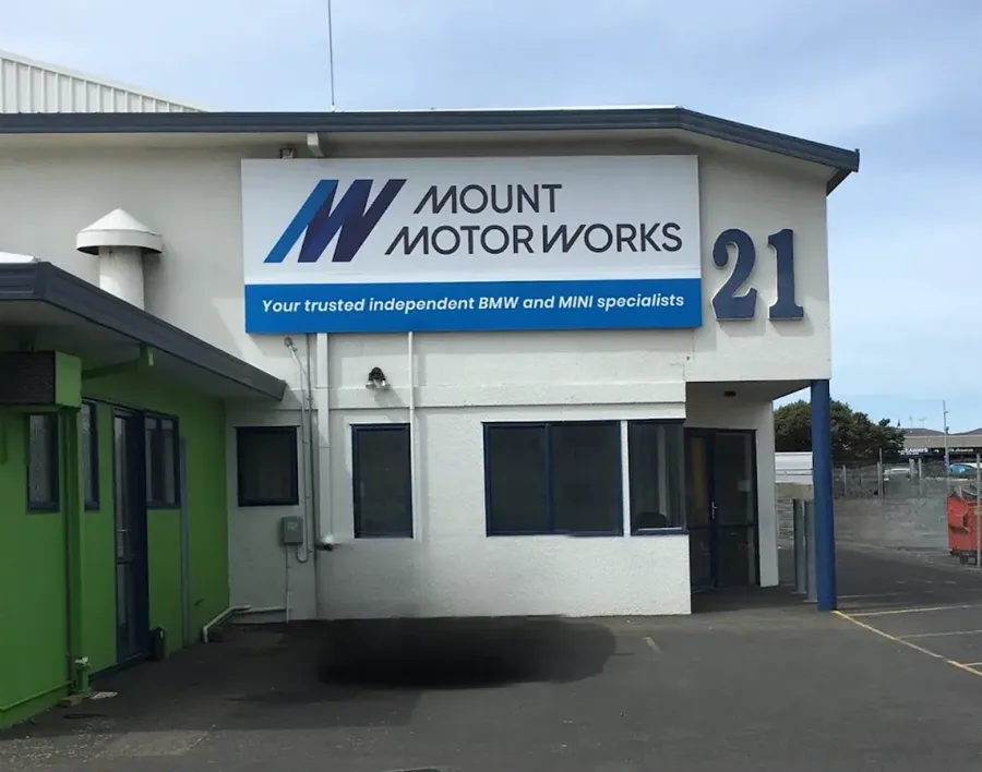Mount Motor Works