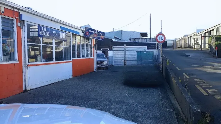 Luka Automotive + Tyres