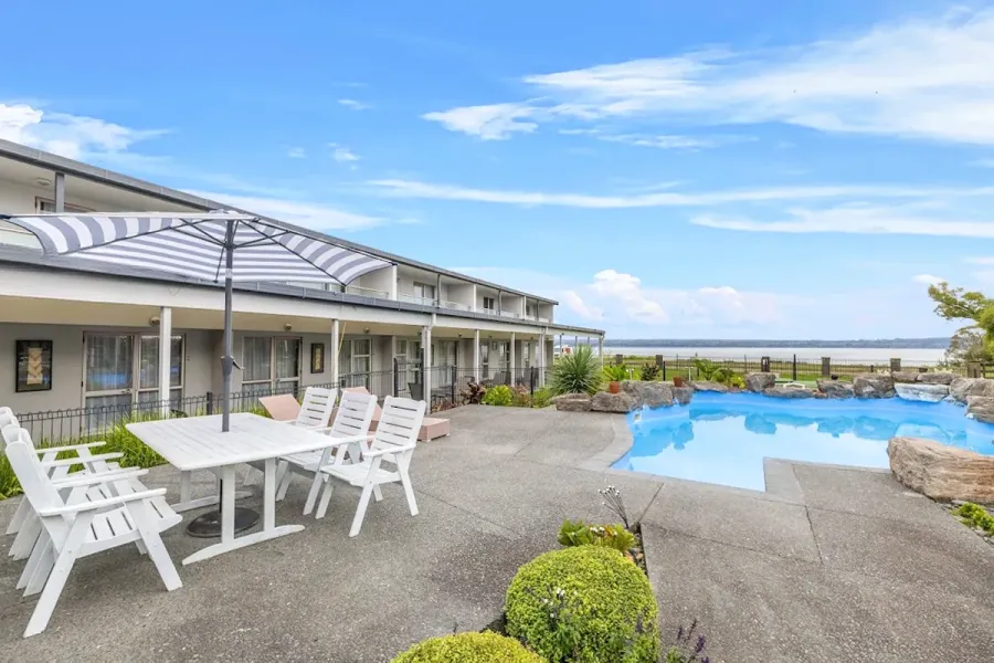 Wai Ora Lakeside Spa Resort
