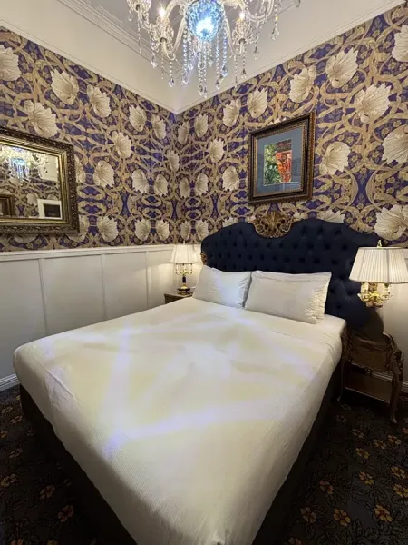 Prince's Gate Boutique Hotel