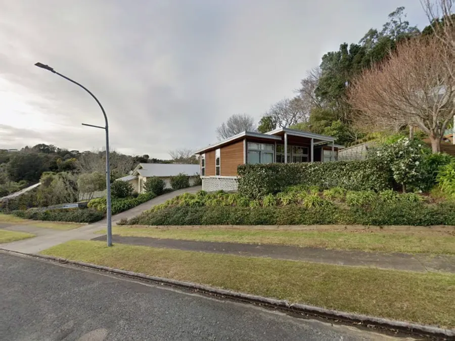 Lockwood Taranaki - Paul Jones Construction
