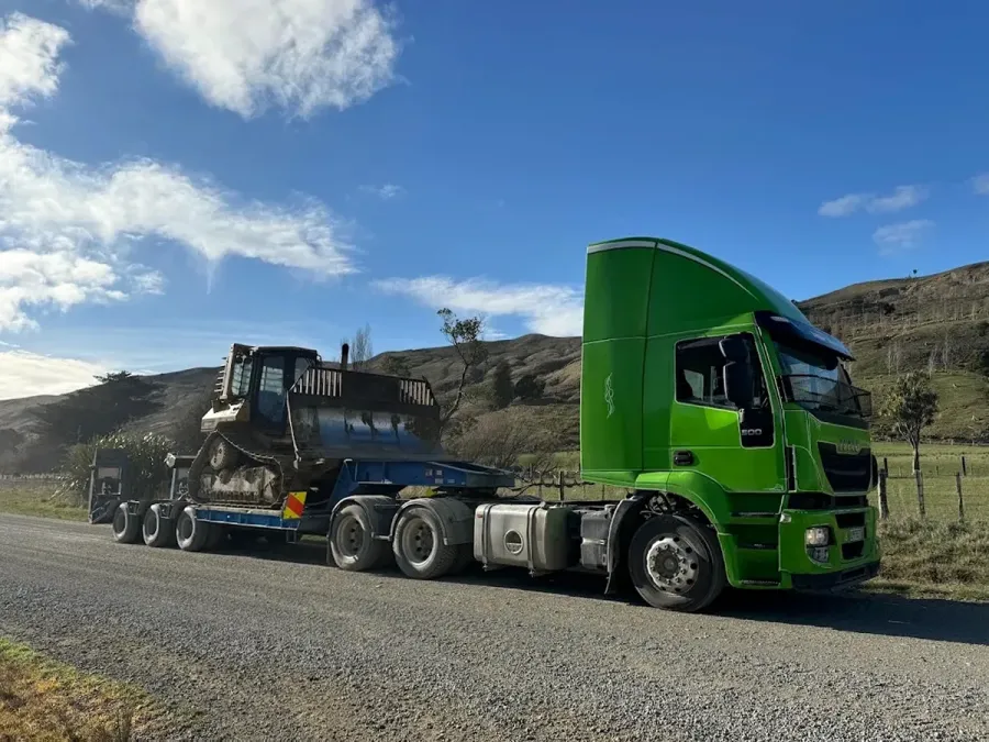 Bolt Heavy Haulage New Zealand & Machinery Hire