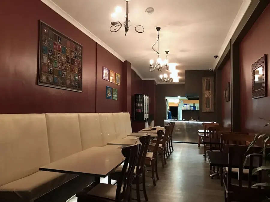 Indian Restaurant & Takeaway Copper Chimney