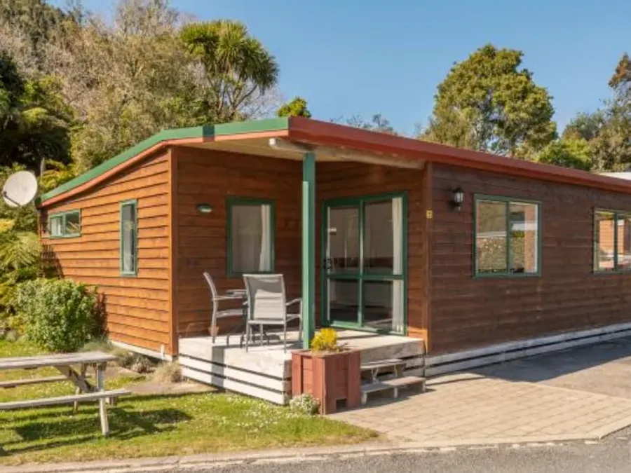 Blue Lake TOP 10 Holiday Park