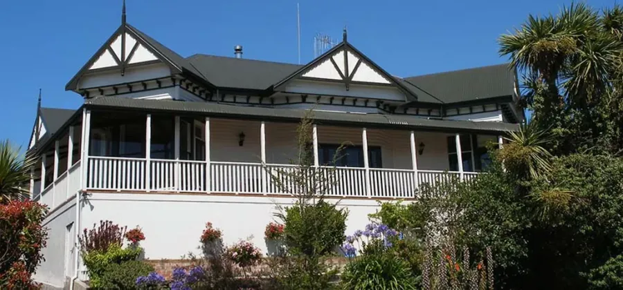 Nelson Heights B & B