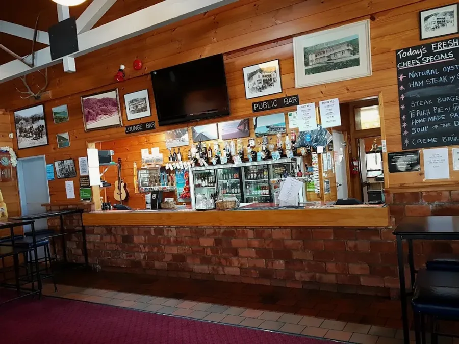 Te Puka Tavern