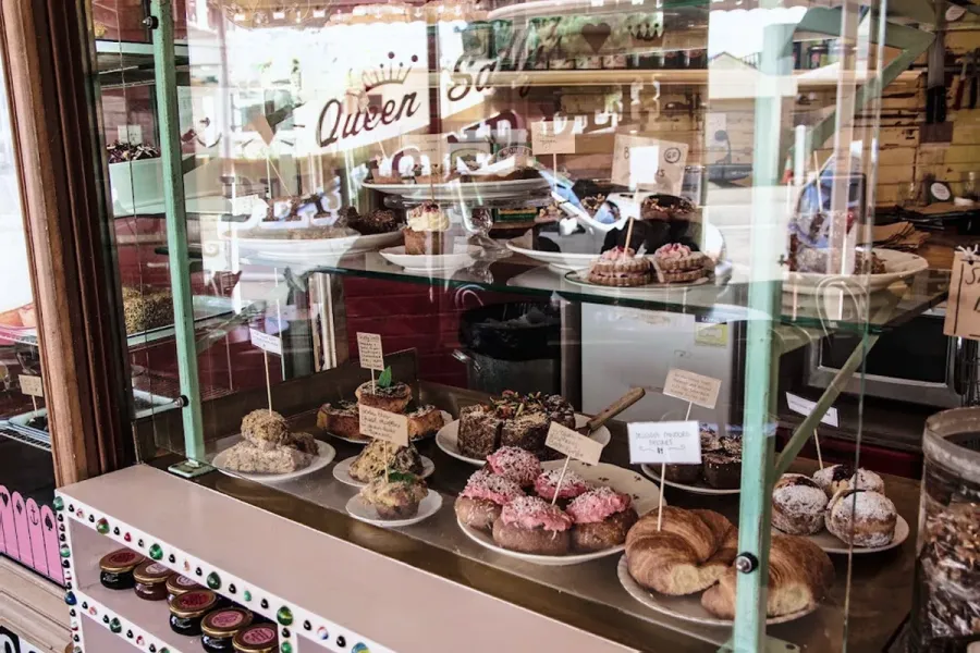 Queen Sally's Diamond Deli