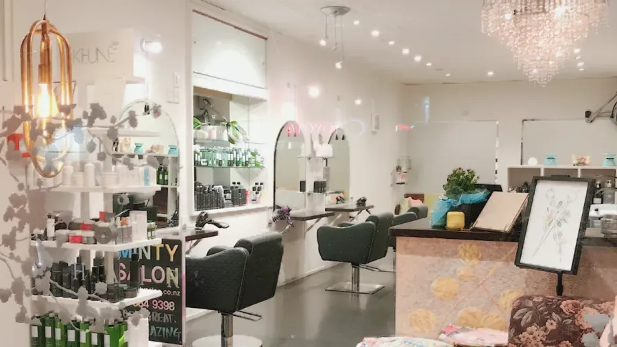 MINTY SALON