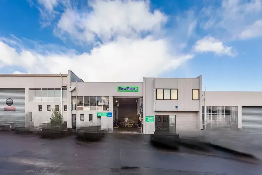 VIEW MOTORS