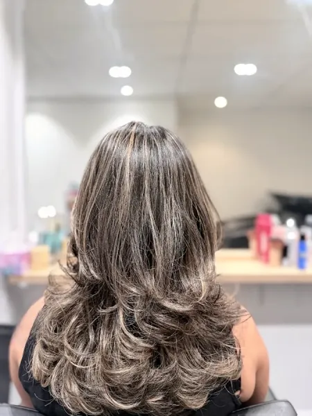 Lunara Nail & Hair
